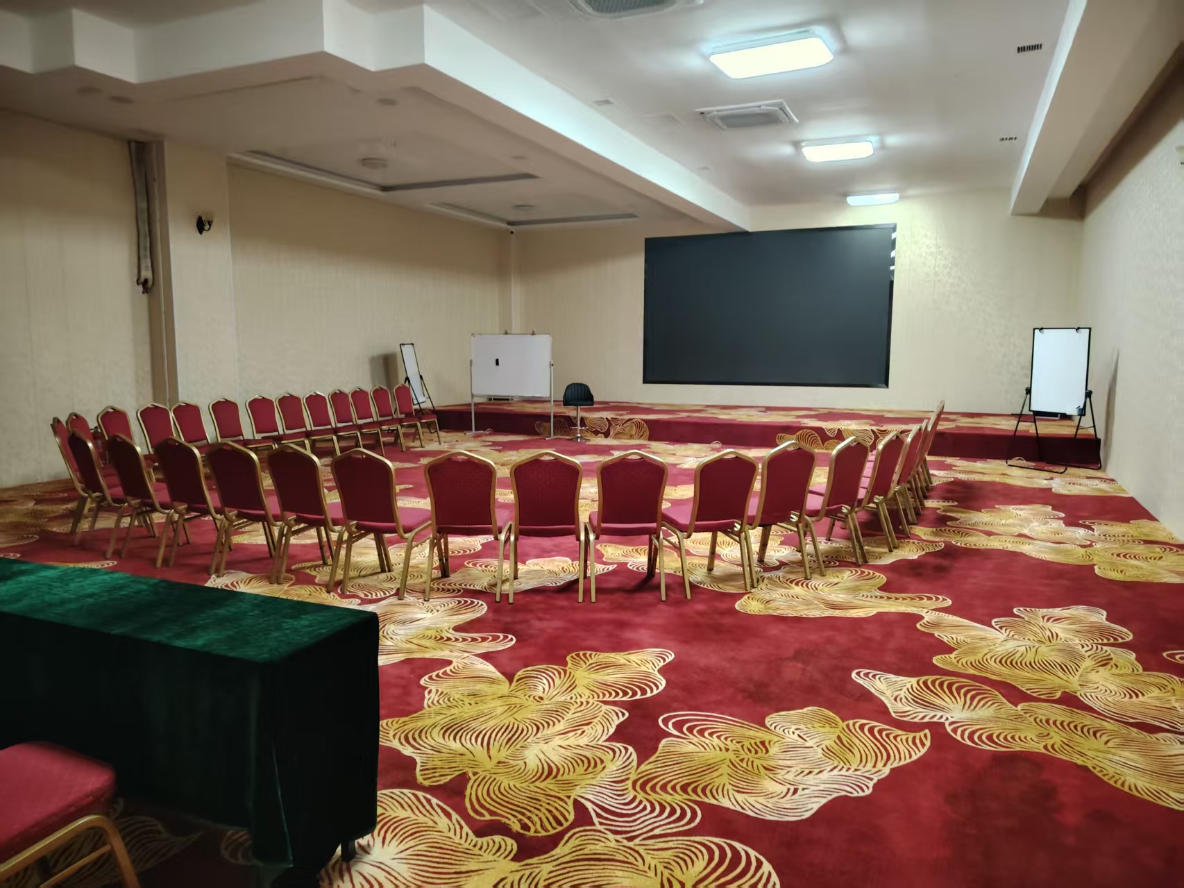 香港經濟管理學院貴州分院(教學管理中心)揚帆起航